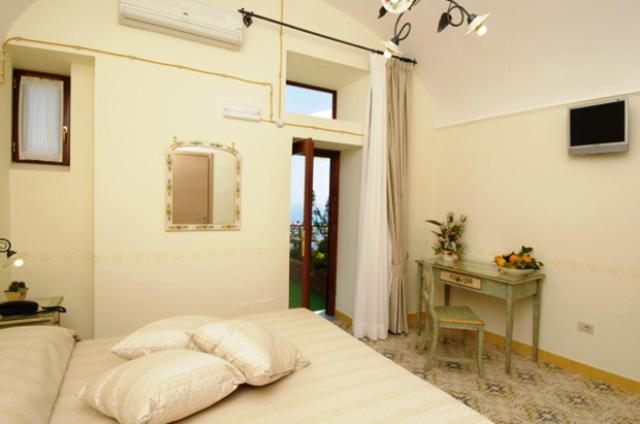 Locanda Degli Dei Praiano Exterior photo
